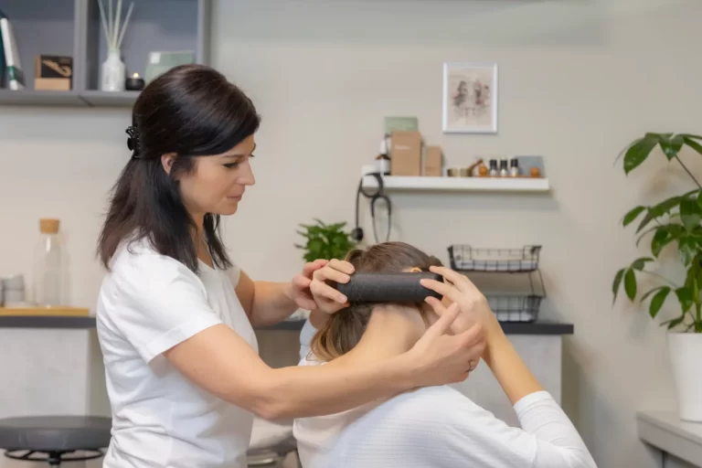 Faszienrollmassage nach Liebscher & Bracht